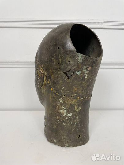 Бронзовая скульптура