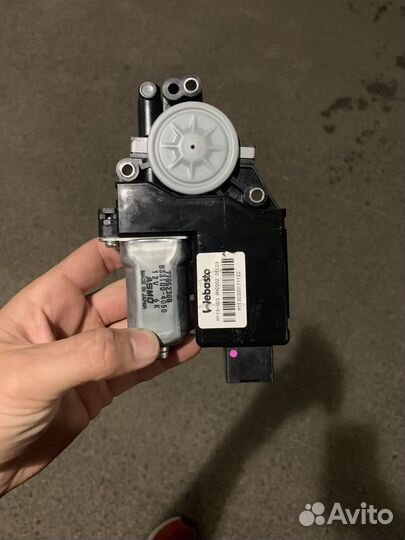 Моторчик люка Mitsubishi outlander xl