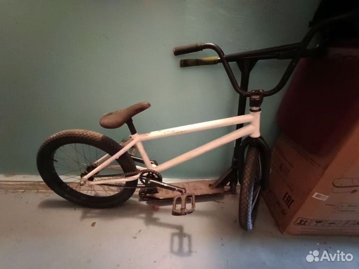 Трюковой велосипед BMX