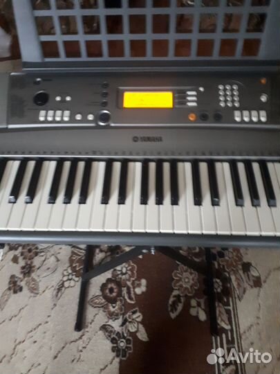 Синтезатор yamaha psr r300