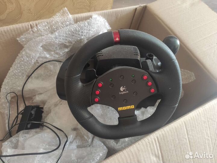 Руль logitech momo racing