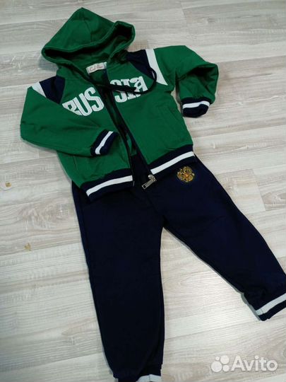 Спортивный костюм