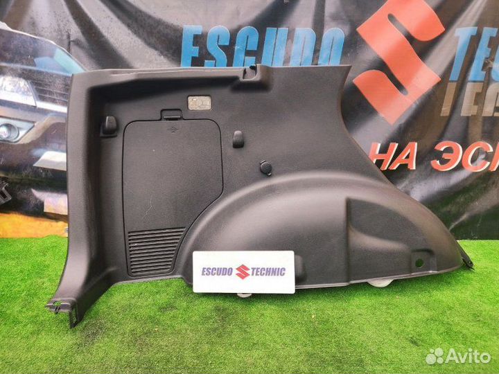 Обшивка багажника задняя левая Suzuki Grand