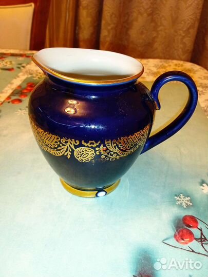 Молочник кобальт