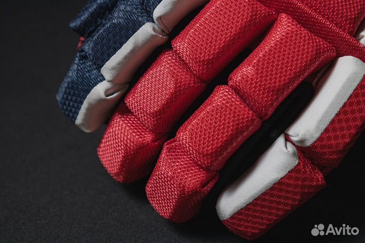 Хоккейные перчатки Tackla