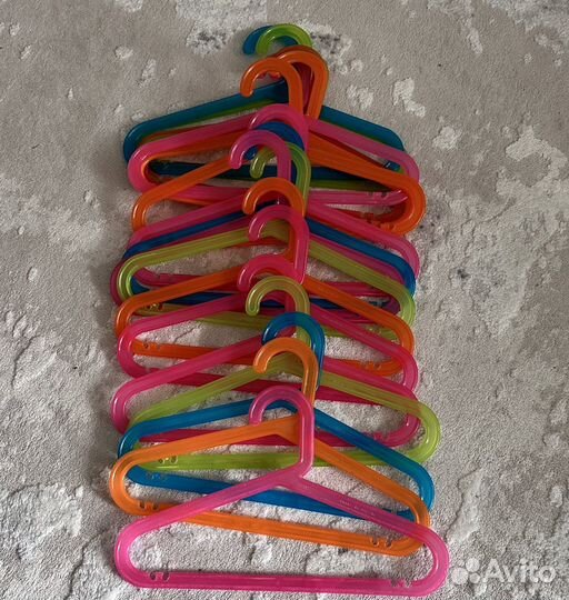 Вешалки плечики IKEA детские