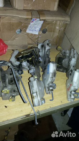 Ниссан микра к 11 замок