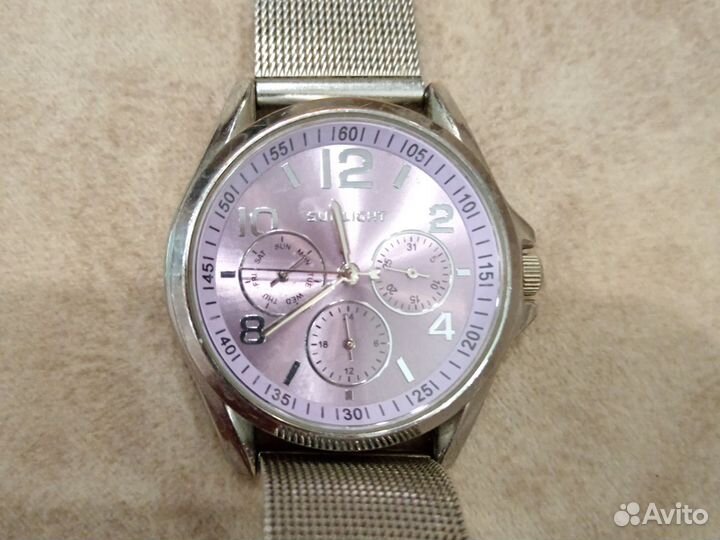 Часы наручные женские