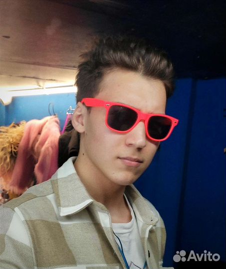 Тот чувак за пультом