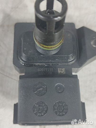 Датчик расхода воздуха Nissan Ad VAY12 CR12DE 2007