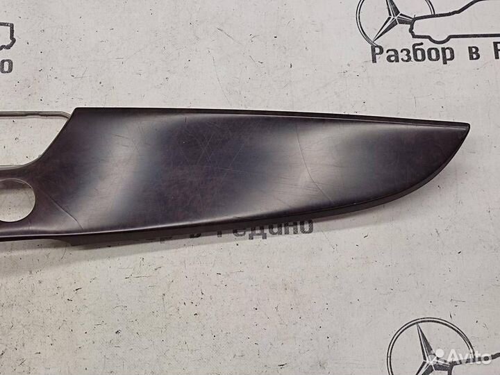 Накладка торпеды w219 CLS-class 272.964 09.2005