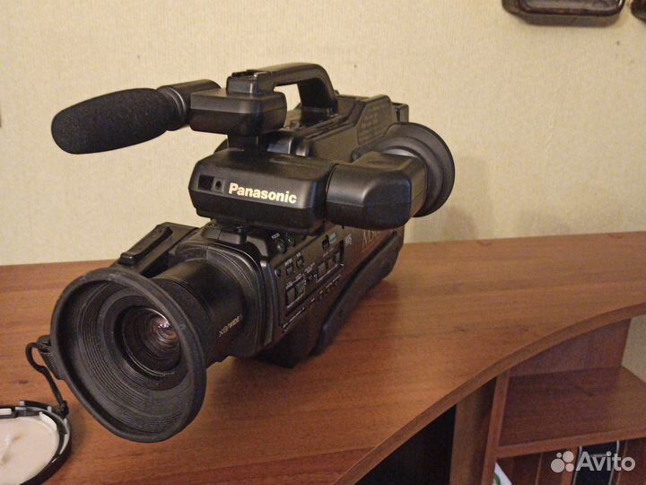 Видеокамера Panasonic M3000