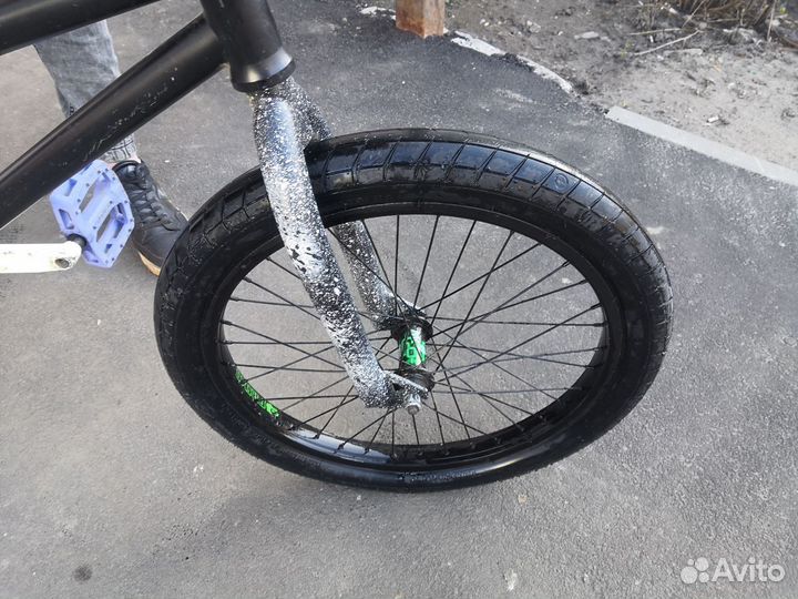 Трюковой велосипед BMX