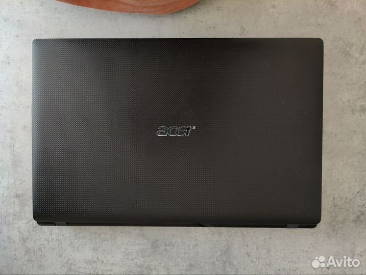 Ноутбук Acer Aspire 5560