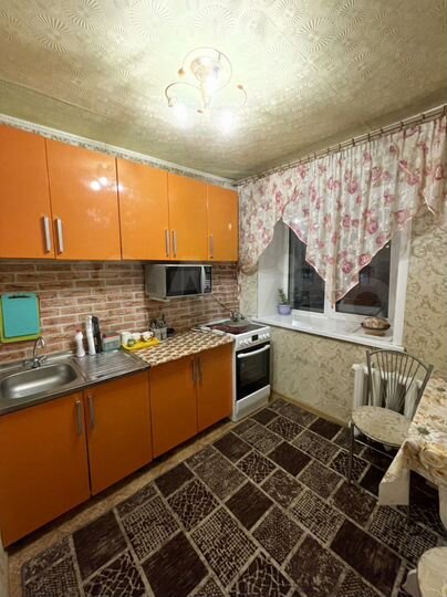 2-к. квартира, 46 м², 2/5 эт.