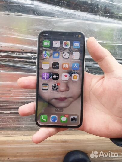 iPhone X, 64 ГБ