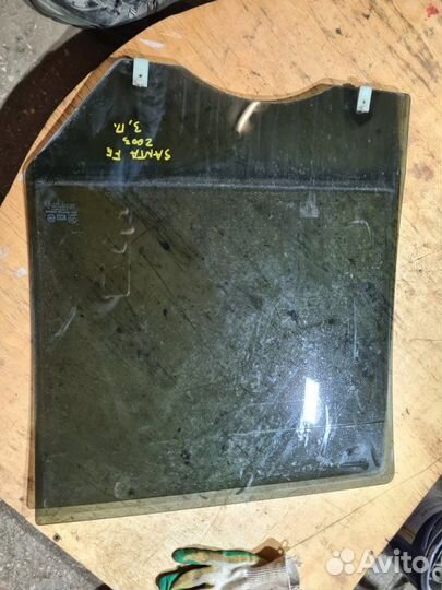 Стекло двери заднее правое Hyundai Santa Fe