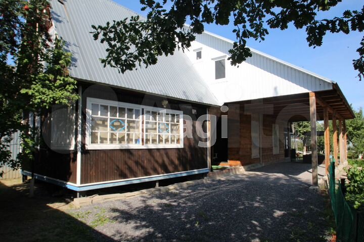 Дача 201,3 м² на участке 10,1 сот.