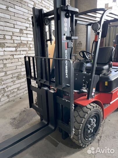 Вилочный погрузчик EP Equipment CPCD30T3, 2023