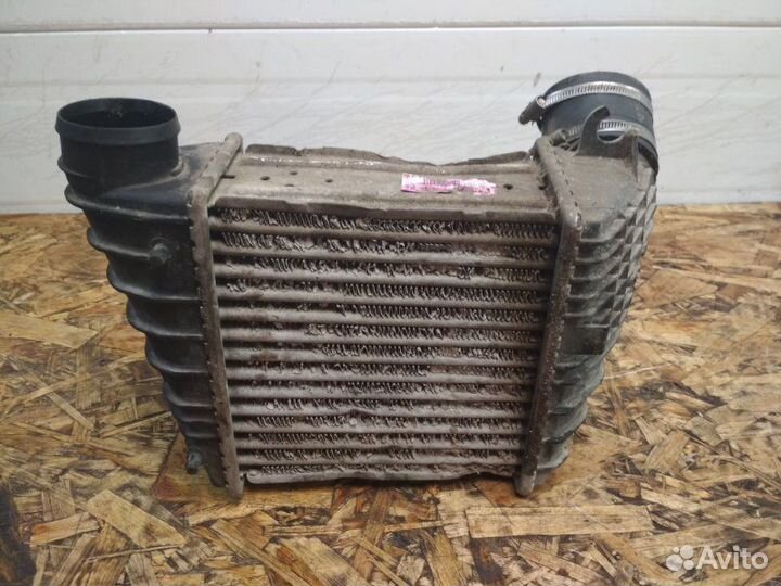 Б/У интеркулер A3 1998 1J0145803F VAG