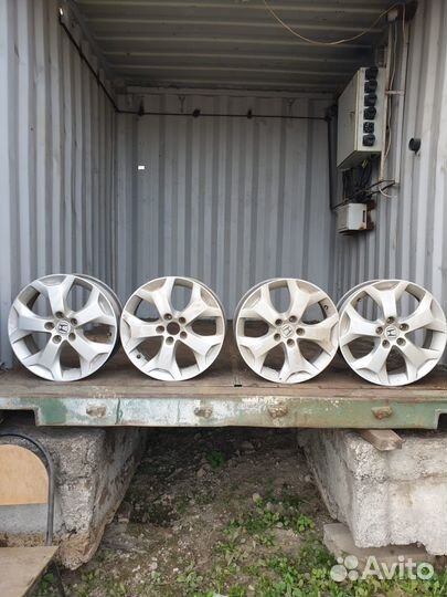 Диски литые оригинальные Honda r18