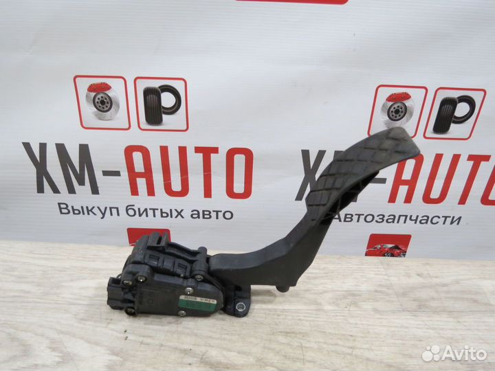 Педаль газа Volkswagen Polo