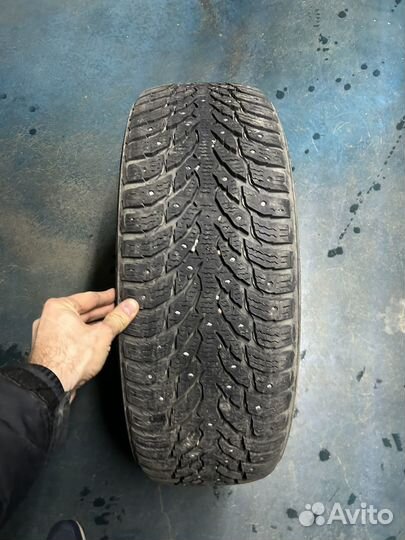 Nokian Tyres Hakkapeliitta 9 SUV 235/55 R20
