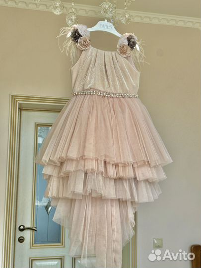 Платье нарядное для девочки 110 116