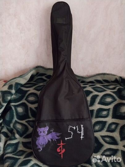 Акустическая гитара