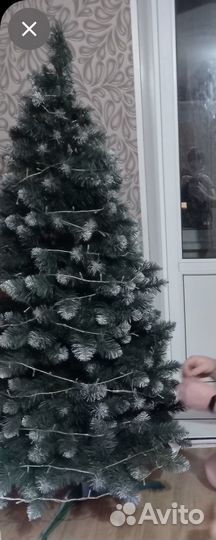 Ель искуственная заснеженная