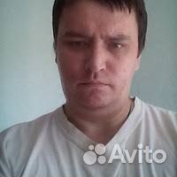 Распространитель газета метро