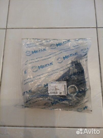 Подвесная опора новая Мерседес W210