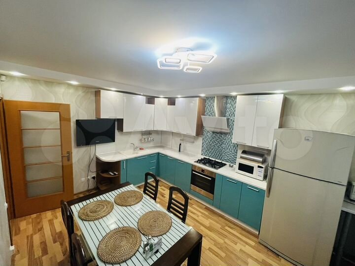 4-к. квартира, 120 м², 8/9 эт.