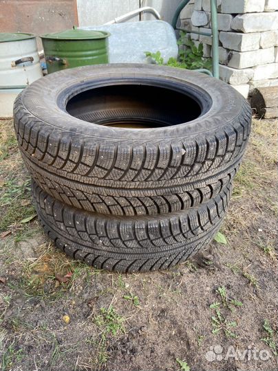 Matador MP 30 Sibir Ice 2 215/65 R16 102T