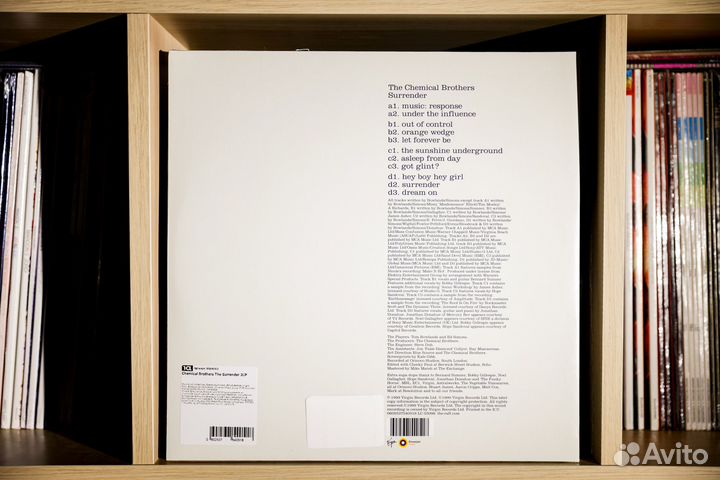 The Chemical Brothers - Surrender (2LP)