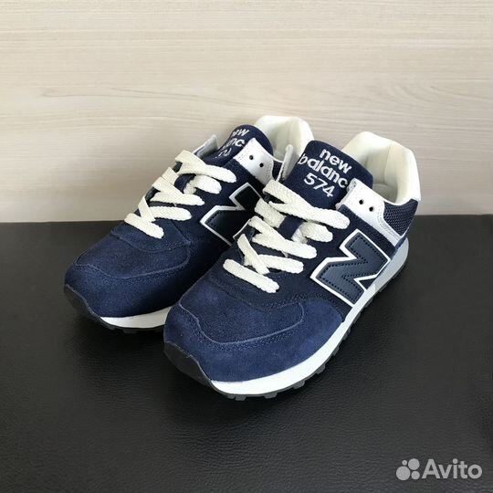 Кроссовки New Balance 574 темно-синие женские