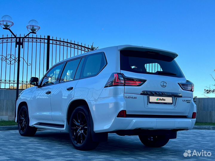 Lexus LX 4.5 AT, 2019, 8 000 км