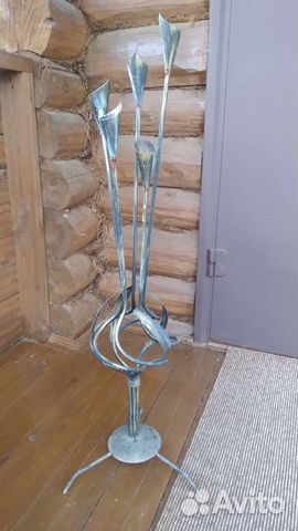 Напольный подсвечник