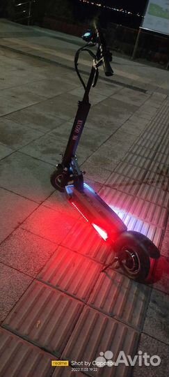 Самокат взрослый электрический Kugo M4 500W