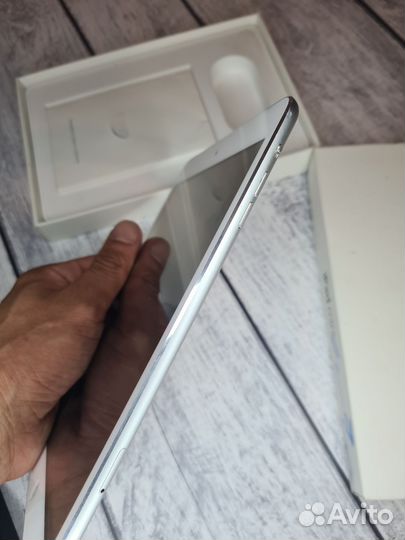 iPad mini Wi-Fi Cellular 16GB silver