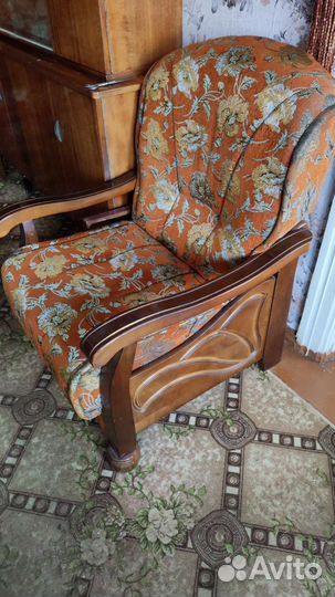 Диван и 2 кресла