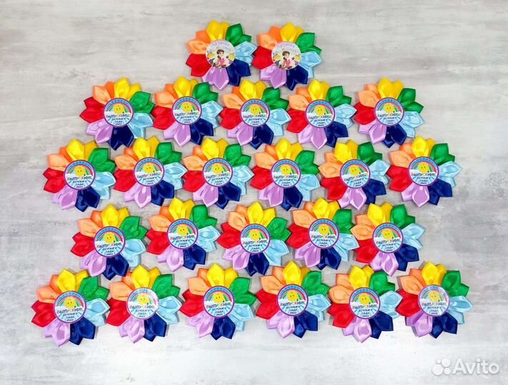 Брошь (повязка) на выпускной