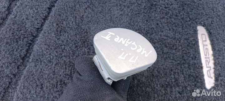 Петля передней правой двери Рено Меган 2