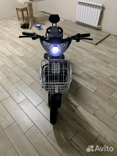 Новый Электроскутер
