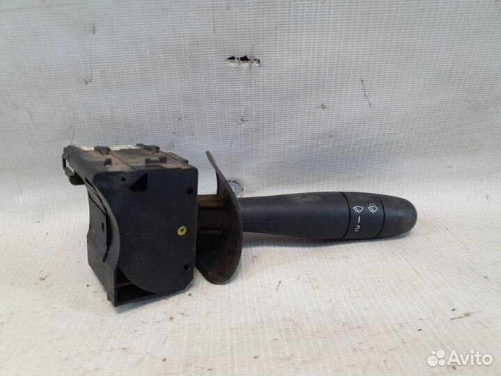 Переключатель света Renault Logan 1 K7J710 2010