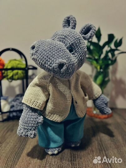 Игрушка бегемот