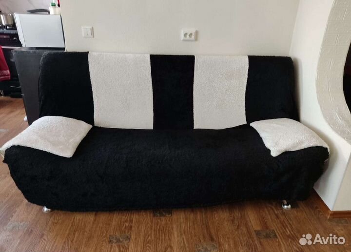 Диван с креслами