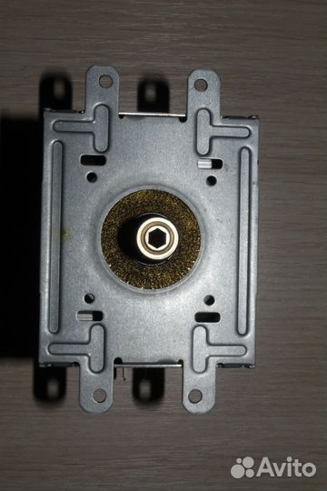 Магнетрон микроволновой печи 1 кВт om75p(31)