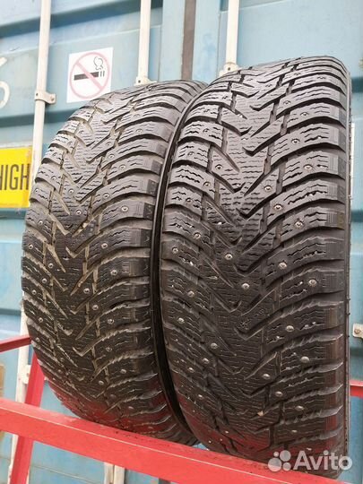 Nokian Tyres Hakkapeliitta 8 SUV 215/65 R16