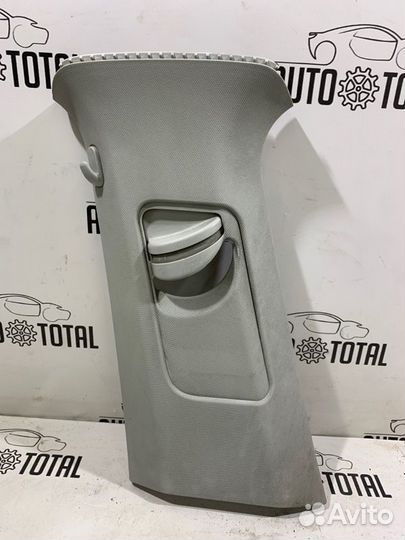 Накладка центральной стойки левая Volkswagen Polo